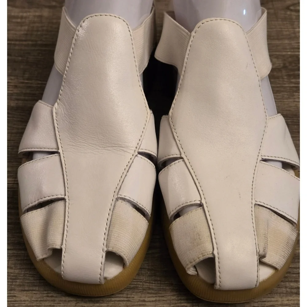 Earth Leather Fisherman Sandals Womens Size 8 White